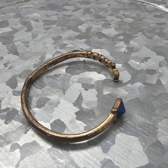 ⭐️40% Off⭐️ Lucky Brand Zodiac Pisces Bangle with Blue Lapiz Stone - Picture 4 of 4